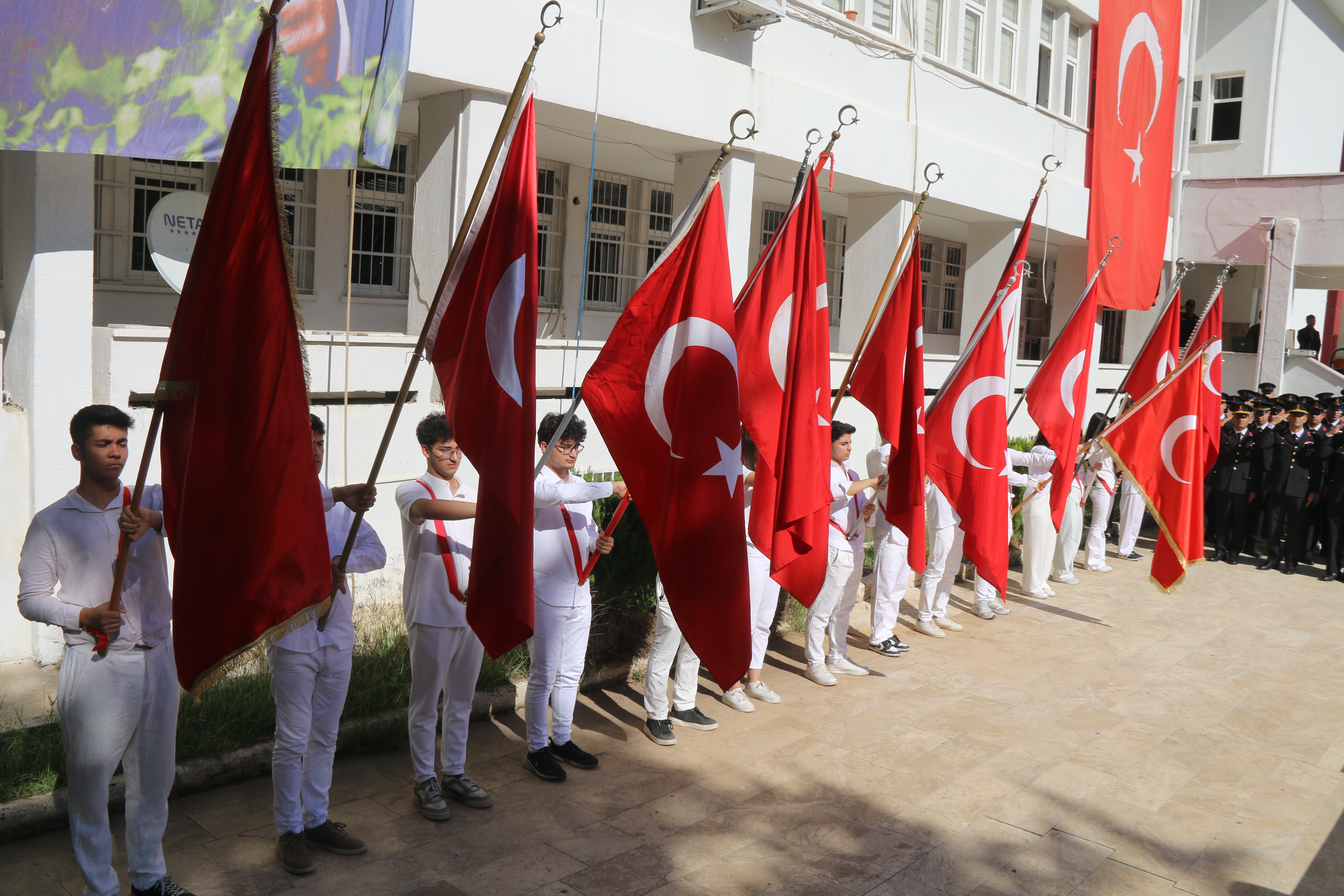 TEK YÜREK TEK NEFES